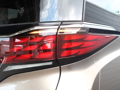 2024 Toyota ALPHARD — миниатюра 37