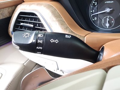 2019 Genesis G90 — миниатюра 38