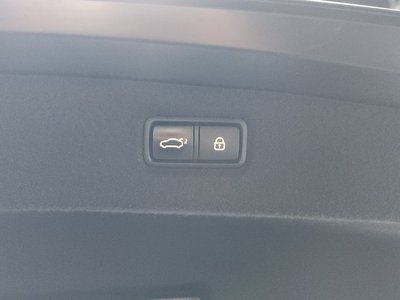 2019 Genesis G90 — миниатюра 24