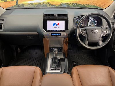 2022 Toyota LAND CRUISER PRADO — миниатюра 40