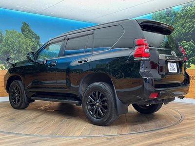 2022 Toyota LAND CRUISER PRADO — миниатюра 27