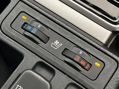 2022 Toyota LAND CRUISER PRADO — фото 6