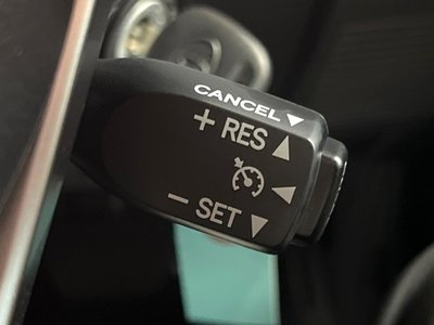 TOYOTA LAND CRUISER 70 - 6