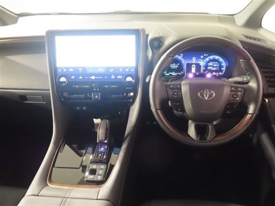 2024 Toyota ALPHARD photo 5