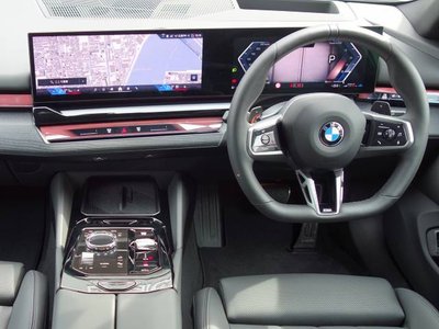 BMW 5 SERIES - 5