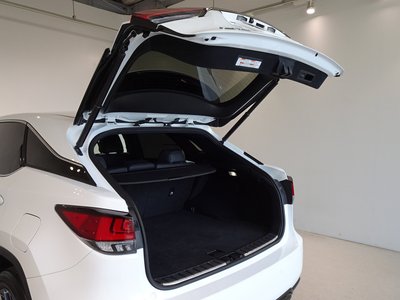 صورة مصغرة 23 لـ 2022 Lexus RX