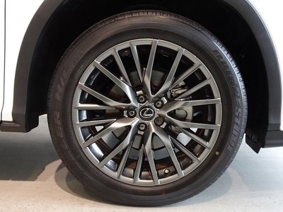 صورة مصغرة 22 لـ 2022 Lexus RX