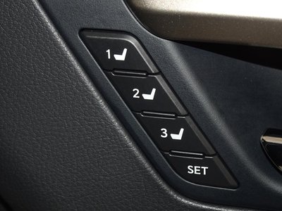 صورة مصغرة 12 لـ 2022 Lexus RX