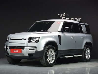 LAND ROVER DEFENDER - 1