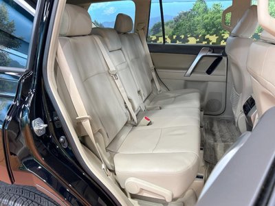 TOYOTA LAND CRUISER PRADO - 9