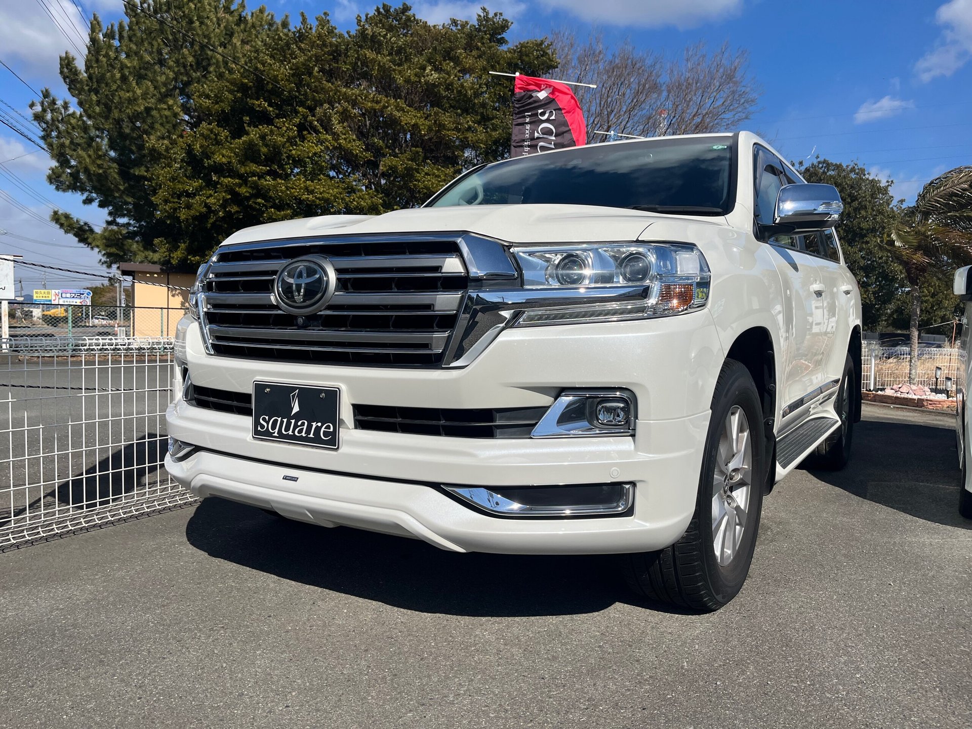 TOYOTA LAND CRUISER 200 - View 1