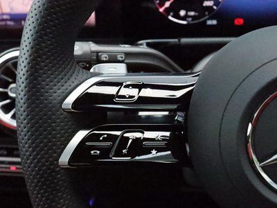 2025 Mercedes-BENZ GLA — миниатюра 21