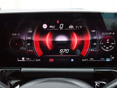 2025 Mercedes-BENZ GLA — миниатюра 34