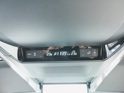 2025 TOYOTA ALPHARD — миниатюра 35