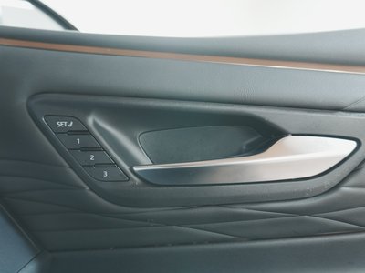 2025 TOYOTA ALPHARD — миниатюра 38