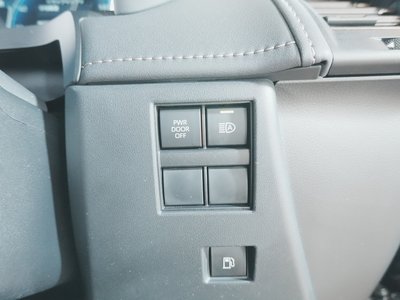 2025 TOYOTA ALPHARD — миниатюра 31