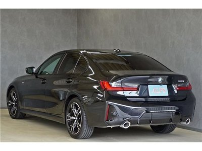 2024 BMW 3 SERIES 照片 2