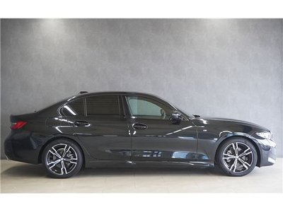 2024 BMW 3 SERIES 照片 9