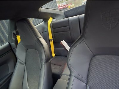 PORSCHE 911 - 9