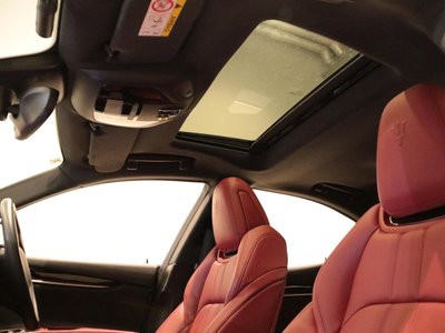 صورة مصغرة 31 لـ 2022 Maserati GHIBLI