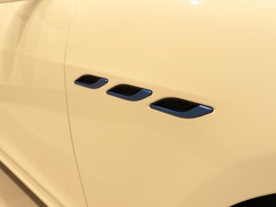 صورة مصغرة 15 لـ 2022 Maserati GHIBLI