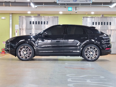 PORSCHE CAYENNE - 4