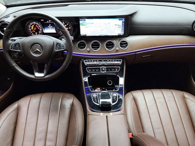 MERCEDES-BENZ E-CLASS - 5