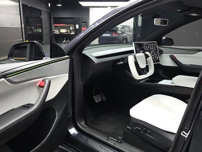 2026 Tesla MODEL Y — фото 10