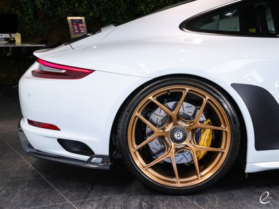 صورة مصغرة 77 لـ 2017 Porsche 911