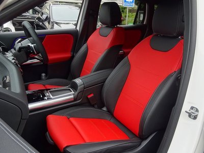 MERCEDES-BENZ GLA - 10