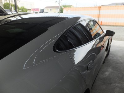 صورة 13 لـ 2024 Porsche TAYCAN