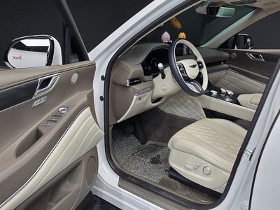 2023 Genesis GV80 photo 10