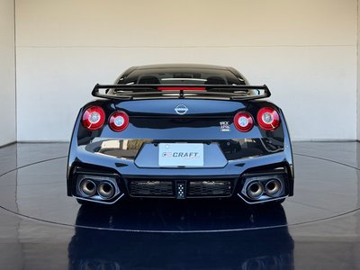 NISSAN GT-R - 4