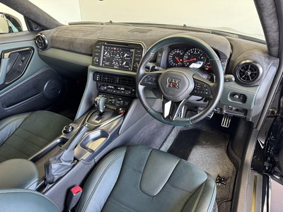 NISSAN GT-R - 7
