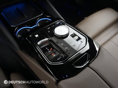 2025 BMW 5 SERIES 照片 9