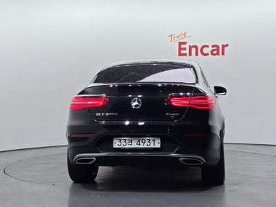 MERCEDES-BENZ GLC - 3