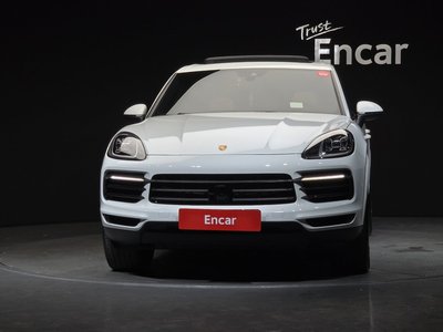 PORSCHE CAYENNE - 2