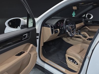 PORSCHE CAYENNE - 10