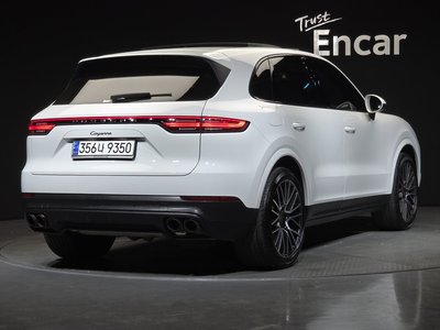 PORSCHE CAYENNE - 3