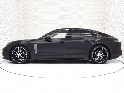 PORSCHE PANAMERA - 6