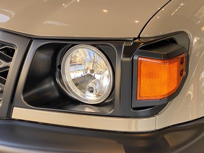 TOYOTA LAND CRUISER 100 - 10