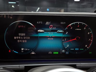 MERCEDES-BENZ GLE - 8