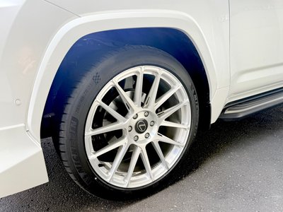 2025 Lexus LX — миниатюра 20