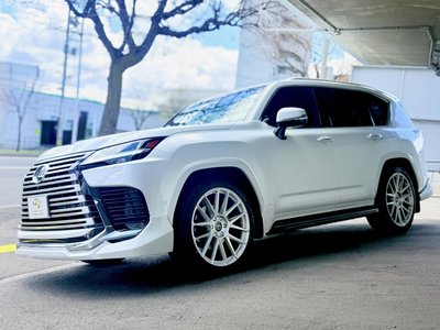 2025 Lexus LX — миниатюра 18