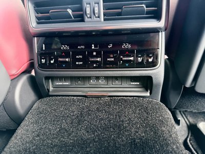 2025 Lexus LX — миниатюра 45