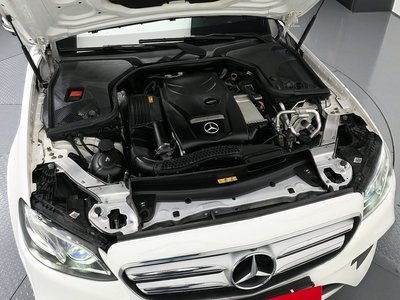 MERCEDES-BENZ E-CLASS - 7