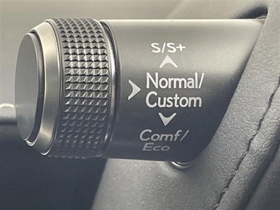 صورة مصغرة 15 لـ 2018 Lexus LC