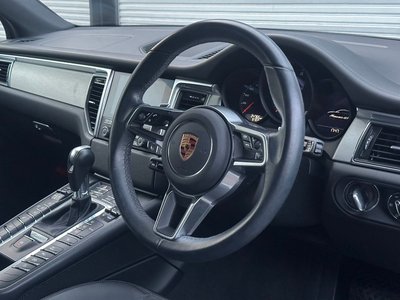 صورة مصغرة 12 لـ 2017 Porsche MACAN