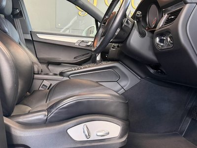 2017 Porsche MACAN 缩略图 74