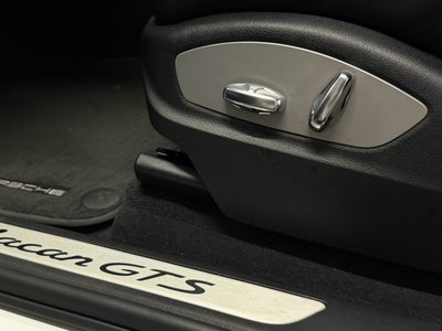 2017 Porsche MACAN 缩略图 53